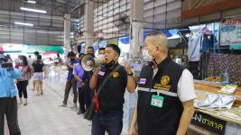 นายกเทศมนตรี เรียกประชุมเข้มทีมเฉพาะกิจเทศบาลเร่งดำเนินมาตรการเฝ้าระวังแก้ปัญหาโควิด-19