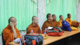 นายกเทศมนตรี เป็นประธานพิธีเปิดโครงการธรรมยาตราแห่งสันติภาพเพื่อสันติสุขของแผ่นดิน