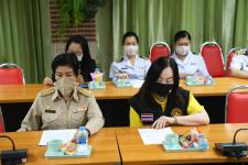 นายกเทศมนตรี มอบอุปกรณ์ป้องกันการแพร่ระบาดของโรคติดเชื้อโควิด-19