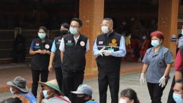 นายกเทศมนตรี ลงพื้นที่ตรวจเยี่ยมจุดคัดกรองโควิด-19 ในเขตเทศบาล