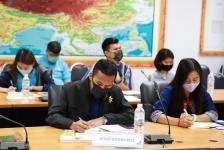 นายกเทศมนตรีมอบรองนายกฯ ประชุมชี้แจงรายละเอียดโครงการคนละครึ่ง