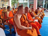 เทศบาลนครแม่สอด ร่วมจัดกิจกรรมบุญตักบตร และประพรมน้ำมนต์ ข้าวดอกไม้ เสริมสร้างสิริมงคลและขวัญกำลังใจให้แก่พุทธศาสนิกชนชาวอำเภอแม่สอด