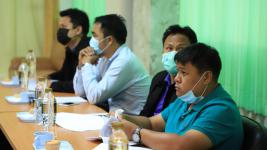 ทน.แม่สอดร่วมกับกรมพลศึกษาจัดการประชุมเพื่อเตรียมความพร้อมในการดำเนินโครงการก่อสร้างสระว่ายน้ำชุมชน
