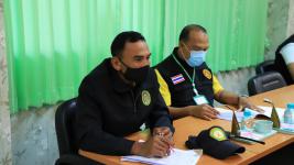 ทน.แม่สอด จัดประชุมคณะกรรมการศูนย์ปฏิบัติการควบคุมโรคเทศบาลนครแม่สอดและออกตรวจสถานประกอบการต่างๆและสถานศึกษาในเขตเทศบาล