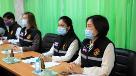 ทน.แม่สอด จัดประชุมคณะกรรมการศูนย์ปฏิบัติการควบคุมโรคเทศบาลนครแม่สอดและออกตรวจสถานประกอบการต่างๆและสถานศึกษาในเขตเทศบาล