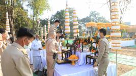 ทน.แม่สอด จัดพิธีวางศิลาฤกษ์สร้างศาลพระหลักเมืองแม่สอดและพระบรมราชานุสาวรีย์ศาลสมเด็จพระนเรศวรมหาราช (พระตำหนัก)