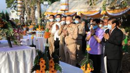 ทน.แม่สอด จัดพิธีวางศิลาฤกษ์สร้างศาลพระหลักเมืองแม่สอดและพระบรมราชานุสาวรีย์ศาลสมเด็จพระนเรศวรมหาราช (พระตำหนัก)