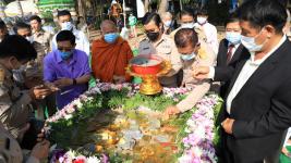 ทน.แม่สอด จัดพิธีวางศิลาฤกษ์สร้างศาลพระหลักเมืองแม่สอดและพระบรมราชานุสาวรีย์ศาลสมเด็จพระนเรศวรมหาราช (พระตำหนัก)