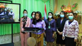 ทน.แม่สอด จัดโครงการฝึกอาชีพให้ความรู้ชุมชนในเขตเทศบาลนครแม่สอด หลักสูตรดอกไม้ประดิษฐ์จากริบบิ้นผ้า