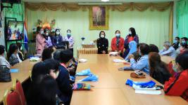 ทน.แม่สอด จัดโครงการฝึกอาชีพให้ความรู้ชุมชนในเขตเทศบาลนครแม่สอด หลักสูตรดอกไม้ประดิษฐ์จากริบบิ้นผ้า