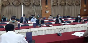 ทน.แม่สอด ร่วมประชุมคณะกรรมการโรคติดต่อจังหวัดตาก ครั้งที่ 50/2563