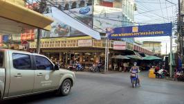 เทศบาลนครแม่สอด ทำงานเชิงรุกแก้ปัญหาโควิค-19 ในเขตเทศบาลนครแม่สอด 