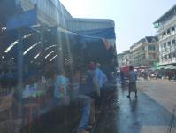 เทศบาลนครแม่สอดร่วมกับอำเภอแม่สอด จัดระเบียบตลาดในเขตเทศบาลนครแม่สอด