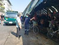 เทศบาลนครแม่สอดร่วมกับอำเภอแม่สอด จัดระเบียบตลาดในเขตเทศบาลนครแม่สอด