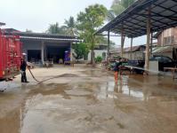 ทน.แม่สอดล้างตลาดในเขตเทศบาลนครแม่สอด