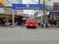 ทน.แม่สอดล้างตลาดในเขตเทศบาลนครแม่สอด