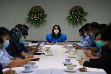 ทน.แม่สอด หารือจัดกิจกรรมจิตอาสาตามมาตรการป้องกันโรคติดเชื้อไวรัสโคโรนา 2019 (โควิด-19) ภายในโรงเรียนที่อยู่เขตเทศบาลนครแม่สอด