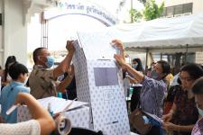 ทน.แม่สอด ส่งมอบหีบเลือกตั้งสมาชิกสภาเทศบาลและนายกเทศมนตรีนครแม่สอด