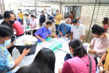 ทน.แม่สอด ส่งมอบหีบเลือกตั้งสมาชิกสภาเทศบาลและนายกเทศมนตรีนครแม่สอด