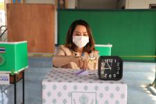 ปลัดเทศบาลพร้อมด้วยหัวหน้าส่วนราชการ เข้าตรวจเยี่ยมหน่วยเลือกตั้งสมาชิกสภาเทศบาลและนายกเทศมนตรีนครแม่สอด