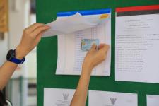 ปลัดเทศบาลพร้อมด้วยหัวหน้าส่วนราชการ เข้าตรวจเยี่ยมหน่วยเลือกตั้งสมาชิกสภาเทศบาลและนายกเทศมนตรีนครแม่สอด