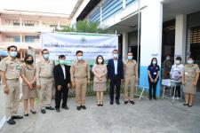 ปลัดเทศบาลพร้อมด้วยหัวหน้าส่วนราชการ เข้าตรวจเยี่ยมหน่วยเลือกตั้งสมาชิกสภาเทศบาลและนายกเทศมนตรีนครแม่สอด