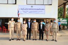 ปลัดเทศบาลพร้อมด้วยหัวหน้าส่วนราชการ เข้าตรวจเยี่ยมหน่วยเลือกตั้งสมาชิกสภาเทศบาลและนายกเทศมนตรีนครแม่สอด