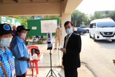 ปลัดเทศบาลพร้อมด้วยหัวหน้าส่วนราชการ เข้าตรวจเยี่ยมหน่วยเลือกตั้งสมาชิกสภาเทศบาลและนายกเทศมนตรีนครแม่สอด