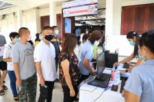 ทน.แม่สอด ร่วมกับ รพ.แม่สอด ให้บริการฉีดวัคซีนโควิด-19 