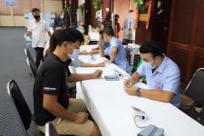 ทน.แม่สอด ร่วมกับ รพ.แม่สอด ให้บริการฉีดวัคซีนโควิด-19 