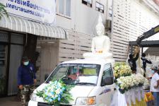 ทน.แม่สอด มอบพระพุทธโคดมบุญบารมีเป็นพุทธบูชาให้แก่โรงเรียนในสังกัดเทศบาลนครแม่สอด