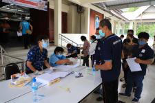 ทน.แม่สอด ร่วมกับ รพ.แม่สอด ให้บริการฉีดวัคซีนโควิด-19 เข็มที่ 2 