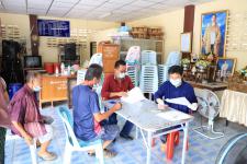 ทน.แม่สอด แจกเบี้ยยังชีพผู้สูงอายุและผู้พิการ ประจำเดือนมิถุนายน 2564