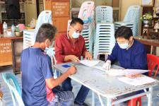 ทน.แม่สอด แจกเบี้ยยังชีพผู้สูงอายุและผู้พิการ ประจำเดือนมิถุนายน 2564