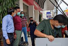 ทน.แม่สอด ลงพื้นที่แก้ไขปัญหาไฟจราจร และท่อระบายน้ำ ในเขตเทศบาลนครแม่สอด