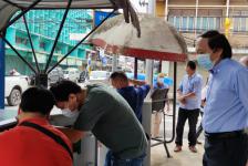 ทน.แม่สอด ลงพื้นที่แก้ไขปัญหาไฟจราจร และท่อระบายน้ำ ในเขตเทศบาลนครแม่สอด