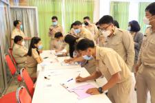 ทน.แม่สอด จัดกิจกรรมโครงการผู้บริหารมอบนโยบายการทำงานตามหลักธรรมาภิบาล