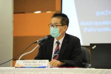 นายกเทศมนตรีแม่สอด ร่วมการประชุมอบรมเชิงปฏิบัติการพัฒนาหลักสูตร กระบวนการจัดการเรียนรู้ การวัดและประเมินผลประจำปี 2564