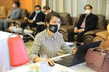 นายกเทศมนตรีแม่สอด ร่วมการประชุมอบรมเชิงปฏิบัติการพัฒนาหลักสูตร กระบวนการจัดการเรียนรู้ การวัดและประเมินผลประจำปี 2564