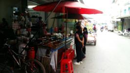 ทน.แม่สอด ลงพื้นที่รณรงค์ป้องกันโควิด-19 ตลาดในเขตเทศบาลนครแม่สอด