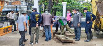 ทน.แม่สอด ลงพื้นที่แก้ปัญหาทางระบายน้ำในเขตเทศบาลนครแม่สอด