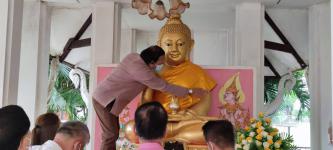ทน.แม่สอด ถวายเทียนจำนำพรรษาแด่วัดโพธิคุณ.(วัดห้วยเตย)