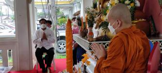 ทน.แม่สอด ถวายเทียนจำนำพรรษาแด่วัดโพธิคุณ.(วัดห้วยเตย)