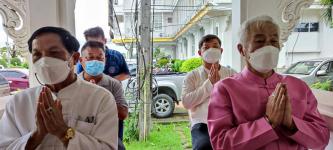 ทน.แม่สอด ถวายเทียนจำนำพรรษาแด่วัดโพธิคุณ.(วัดห้วยเตย)