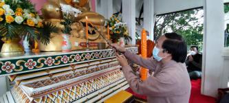 ทน.แม่สอด ถวายเทียนจำนำพรรษาแด่วัดโพธิคุณ.(วัดห้วยเตย)