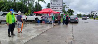 ทน.แม่สอด ลงพื้นที่สำรวจระดับน้ำในลำห้วยในเขตเทศบาลนครแม่สอด 