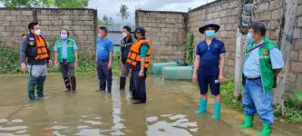 ทน.แม่สอด ลงพื้นที่แก้ไขปัญหาน้ำท่วมในเขตเทศบาลนครแม่สอด