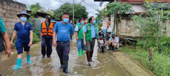 ทน.แม่สอด ลงพื้นที่แก้ไขปัญหาน้ำท่วมในเขตเทศบาลนครแม่สอด