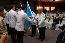 คณะผู้บริหาร สมาชิกสภา เจ้าหน้าที่พนกงาน เทศบาลนครแม่สอดร่วมงานเฉลิมพระชนมพรรษา พระบาทสมเด็จพระเจ้าอยู่หัว 5 ธันวามหาราช ประจำปี พ.ศ. 2556 ในวันพฤหัสบดี ที่ 5 ธันวาคม 2556 ณ ศูนย์แสดงสินค้าและส่งเสริมการท่องเที่ยวเทศบาลนครแม่สอด