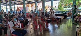 ทน.แม่สอด ร่วมกับ รพ.แม่สอด ลงพื้นที่ฉีดวัคซีนป้องกันการแพร่ระบาดโรคติดเชื้อไวรัสโคโรน่า 2019 (โควิด-19) 